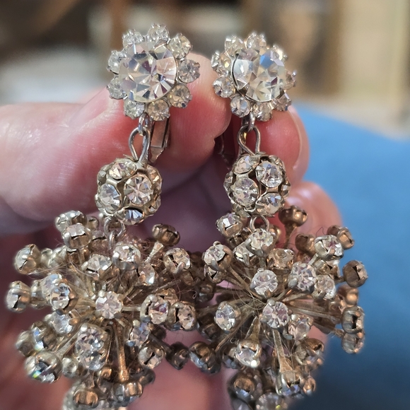 Elegant Crystal Drop Earrings Clip Ons 2.5" - Picture 4 of 12